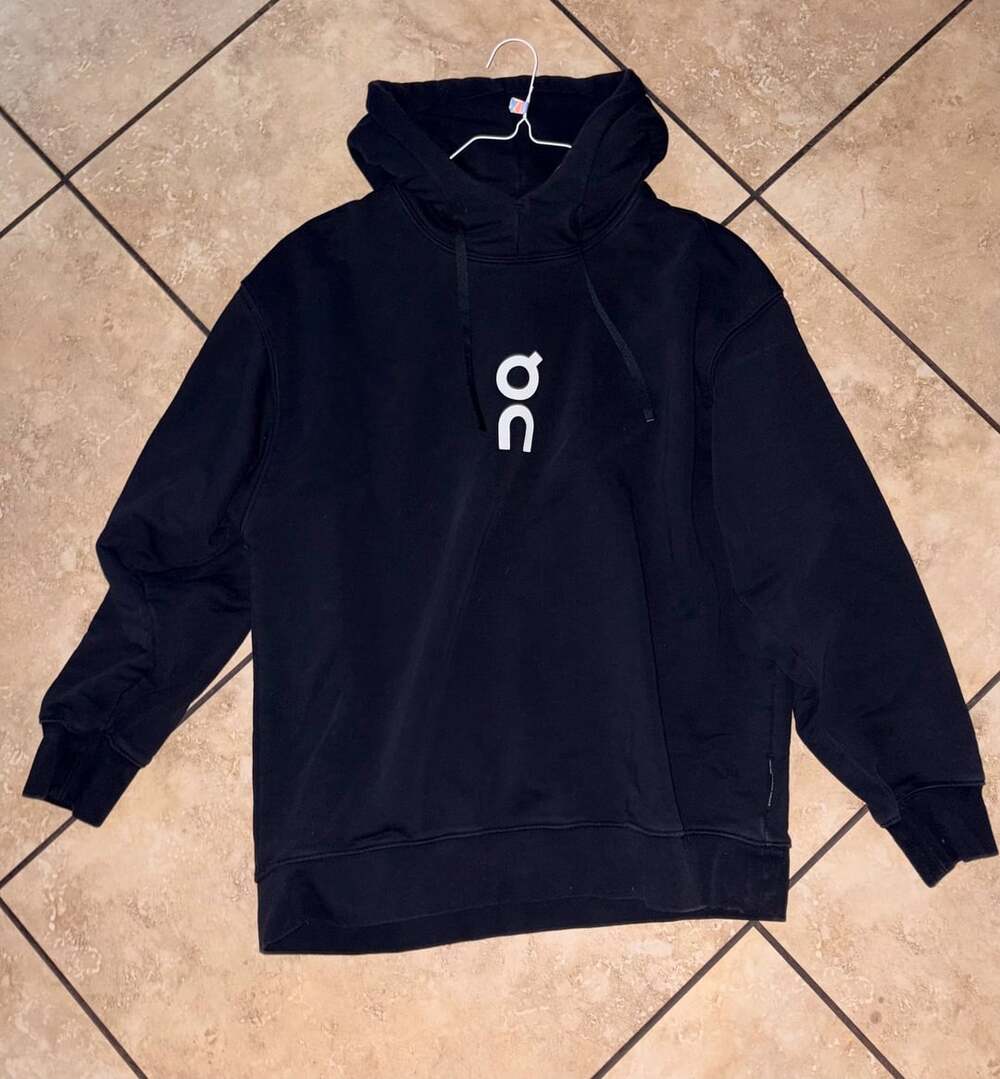 On Running Men's Black Club Hoodie Sweatshirt Size Large